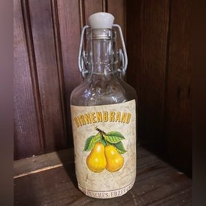 💚 Old bottle in good condition